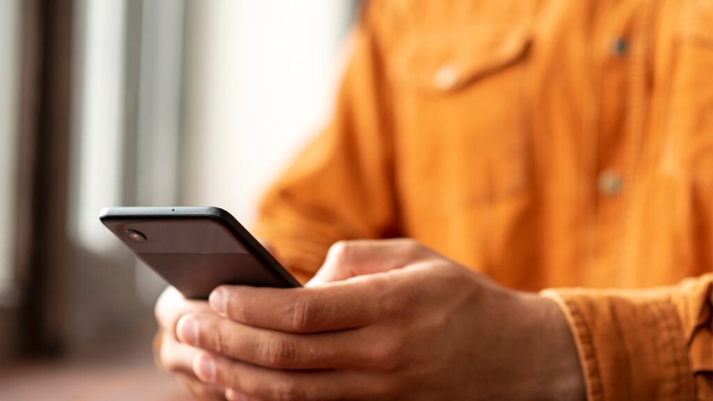 Alcance de sites licenciados de apostas cai 74% após medida provisória, aponta Blask