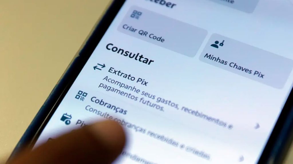 Investigação aponta rede de bets falsas que promete R$ 3 mil e bloqueia saques